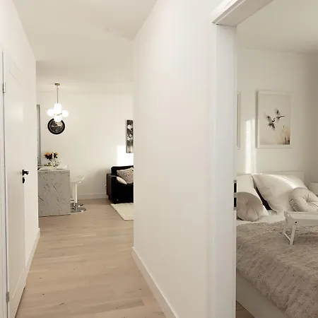 Luxus Joanna * Γκντίνια